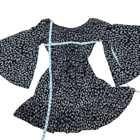 Vici Leopard Off the Shoulder Flared Sleeve Mini Dress Size XS - Picture 3 of 10